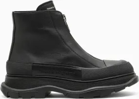 BLACK ZIP TREAD SLICK BOOT