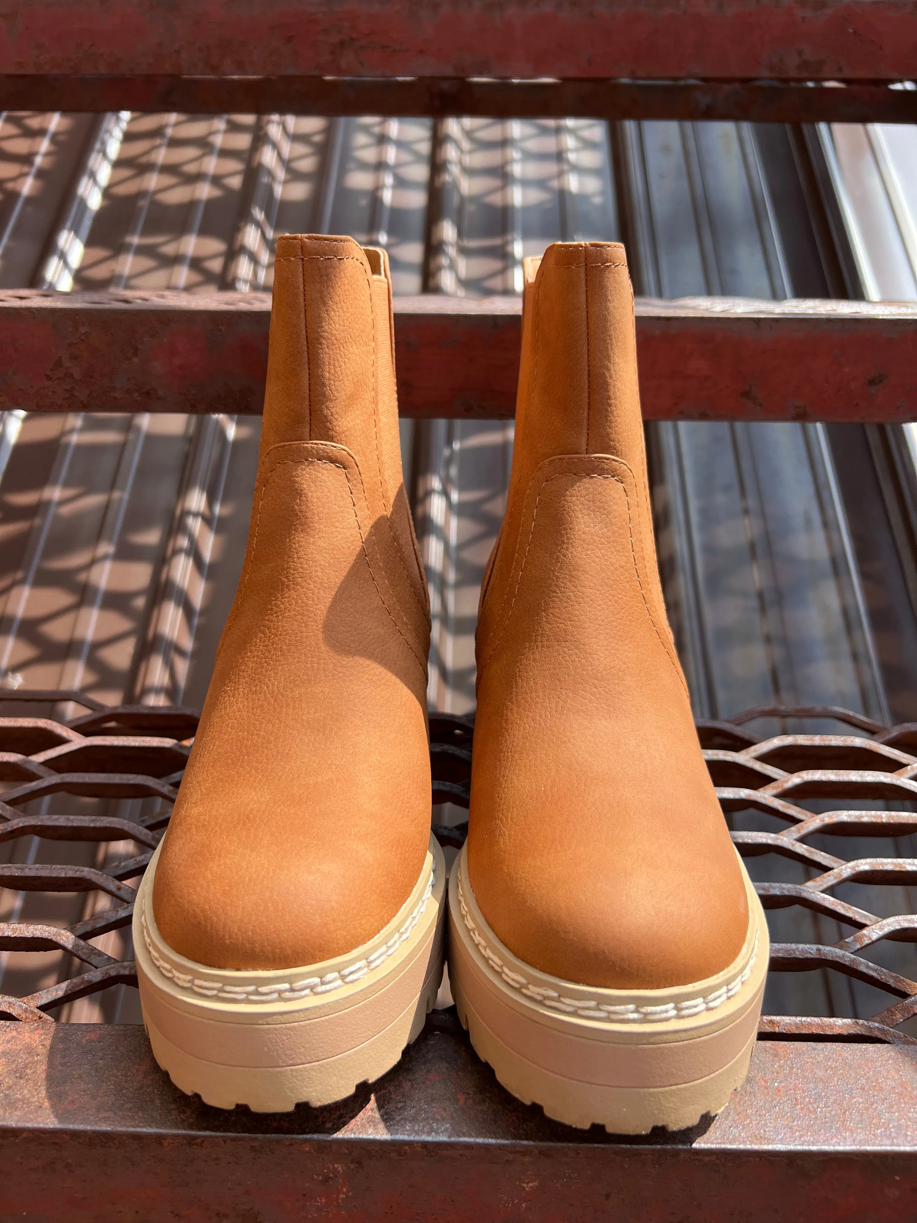 MIA Torren Boot